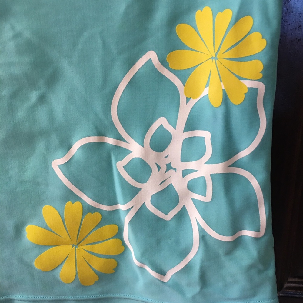 Floral Rash Guard/SPF Sun Shirt! - Picture 3 of 5